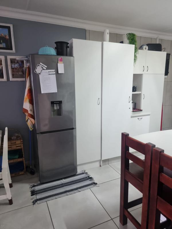 To Let 3 Bedroom Property for Rent in Hartenbos Central Western Cape